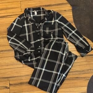 Black Plaid Victoria's Secret Pajamas